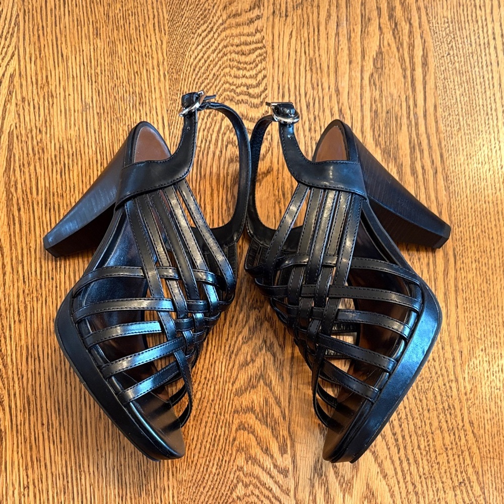 Franco Sarto Women's Black Strappy Sandals - Picture 3 of 5